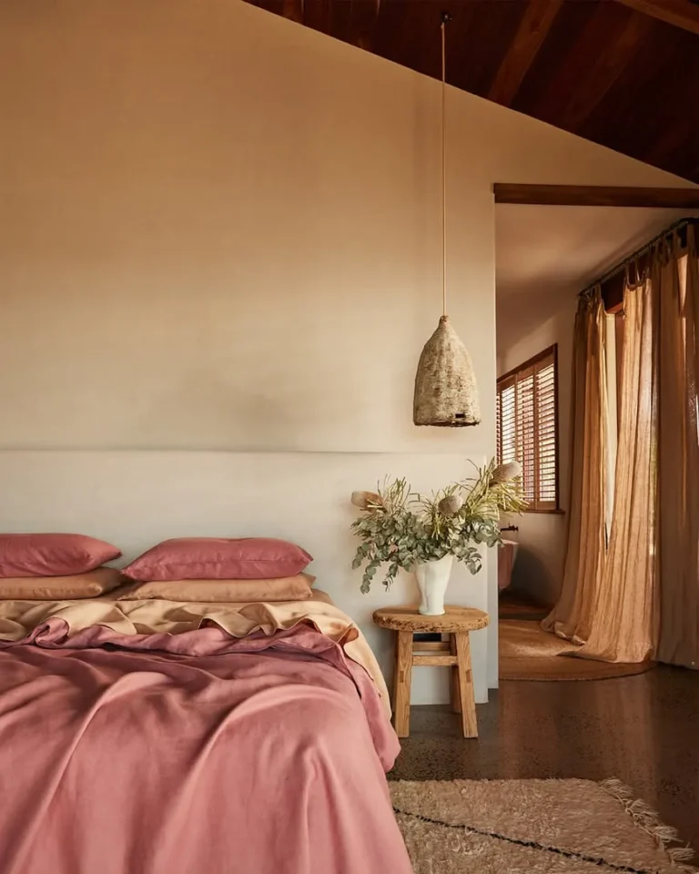 earthy pink bedroom