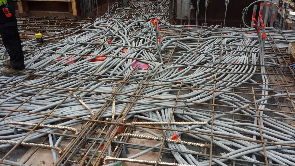 monolithic concrete slab with conduit