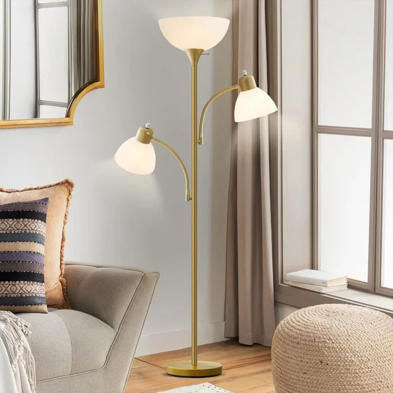 floor lamp turns off when bumped