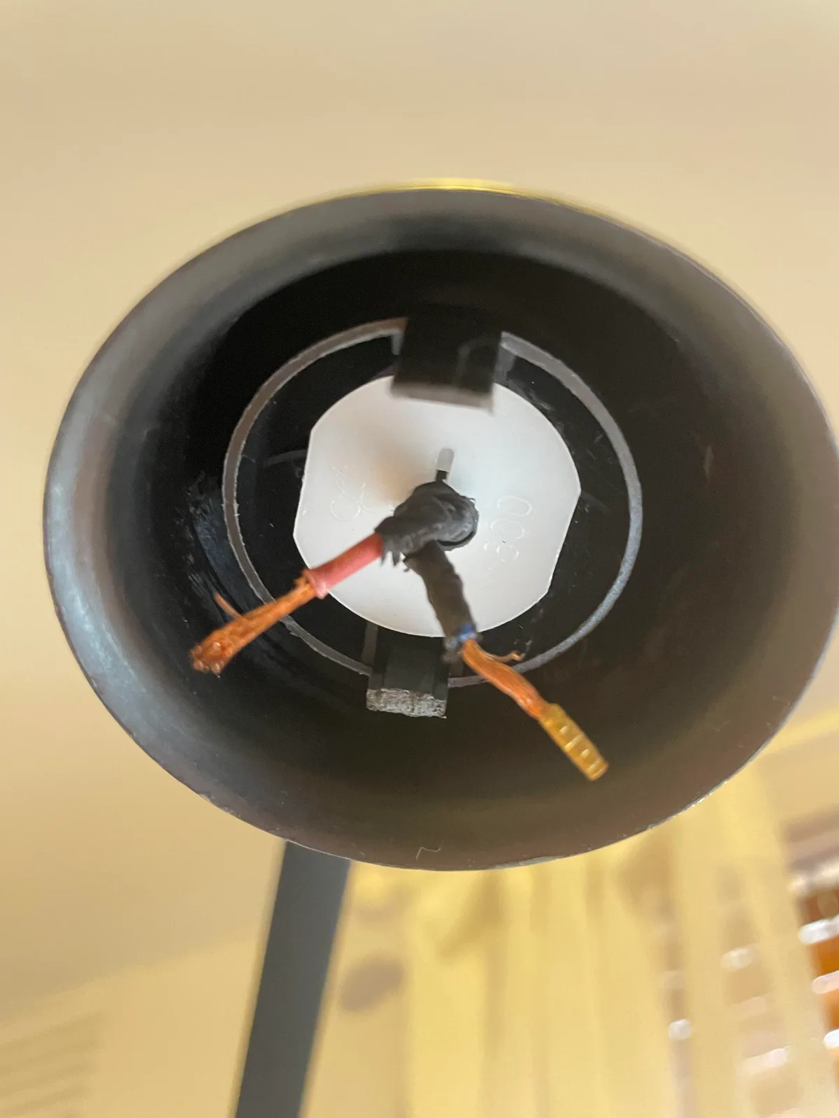 lamp electrical repair safety